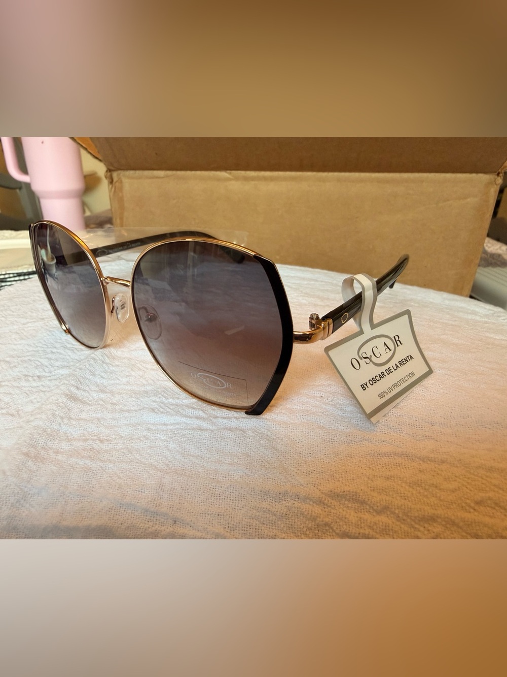 Oscar de la Renta Gold Frame Sunglasses with Brown Gradient Lenses
